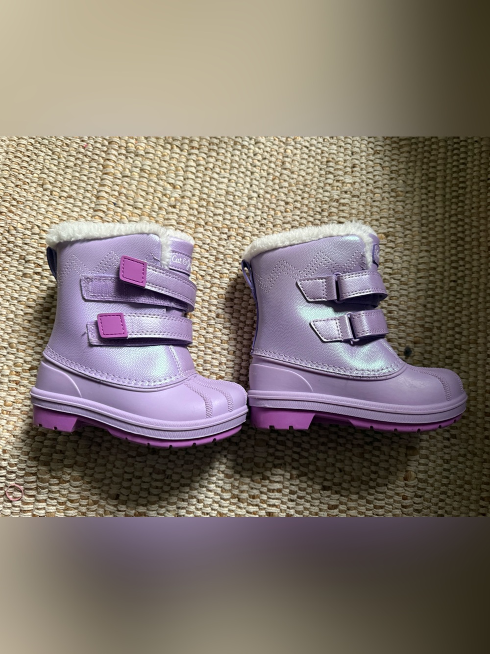 Carter Toddler Girl Snow boots Purple size 8
